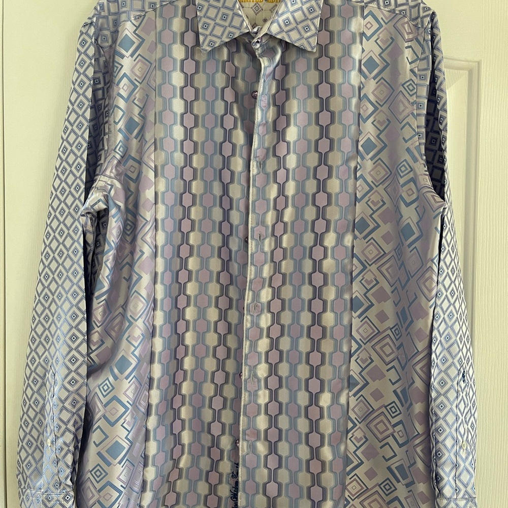 Robert Graham Blue Diamond Pattern Shirt